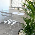 فندق مبيت وإفطار Civico 49 4*